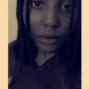 Meet your Posher, Aja